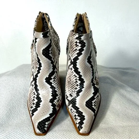 Vince Camuto NEW Snake Print Delsimba Heel Booties-Size 5